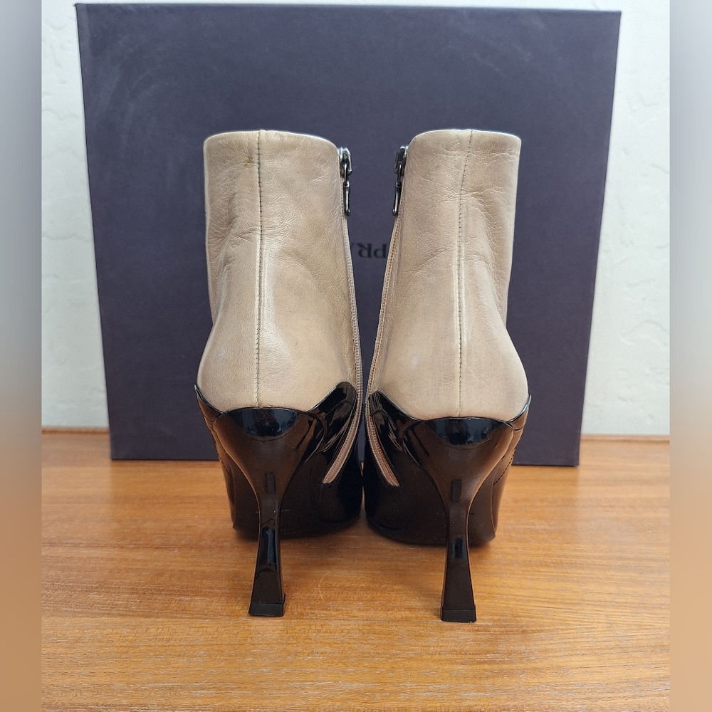 Vintage Prada Two Tone Boots Calfskin Leather Victorian Steampunk Womens 6 NEW - Picture 8 of 16